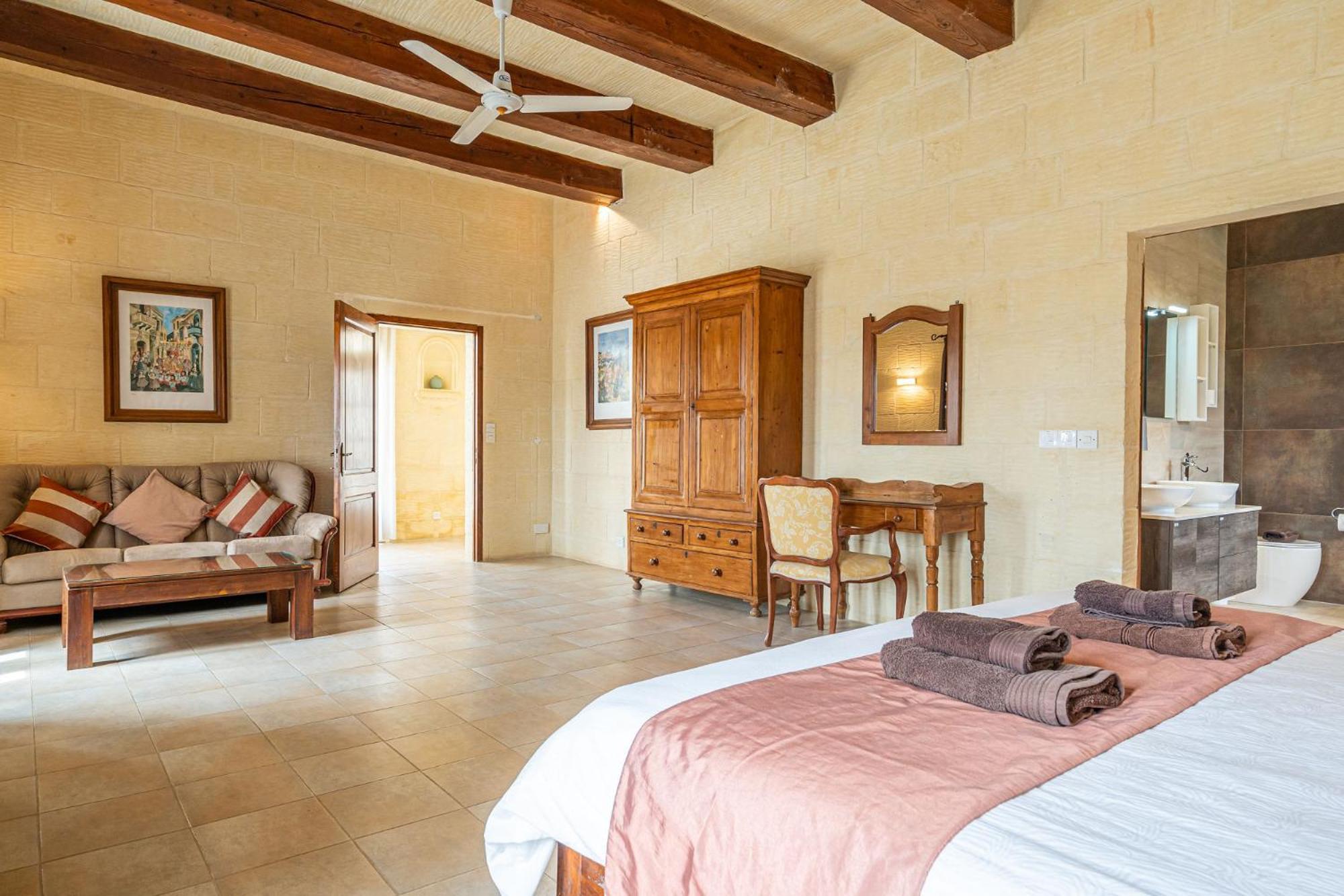 Sinjura Holiday Home Xagħra Buitenkant foto