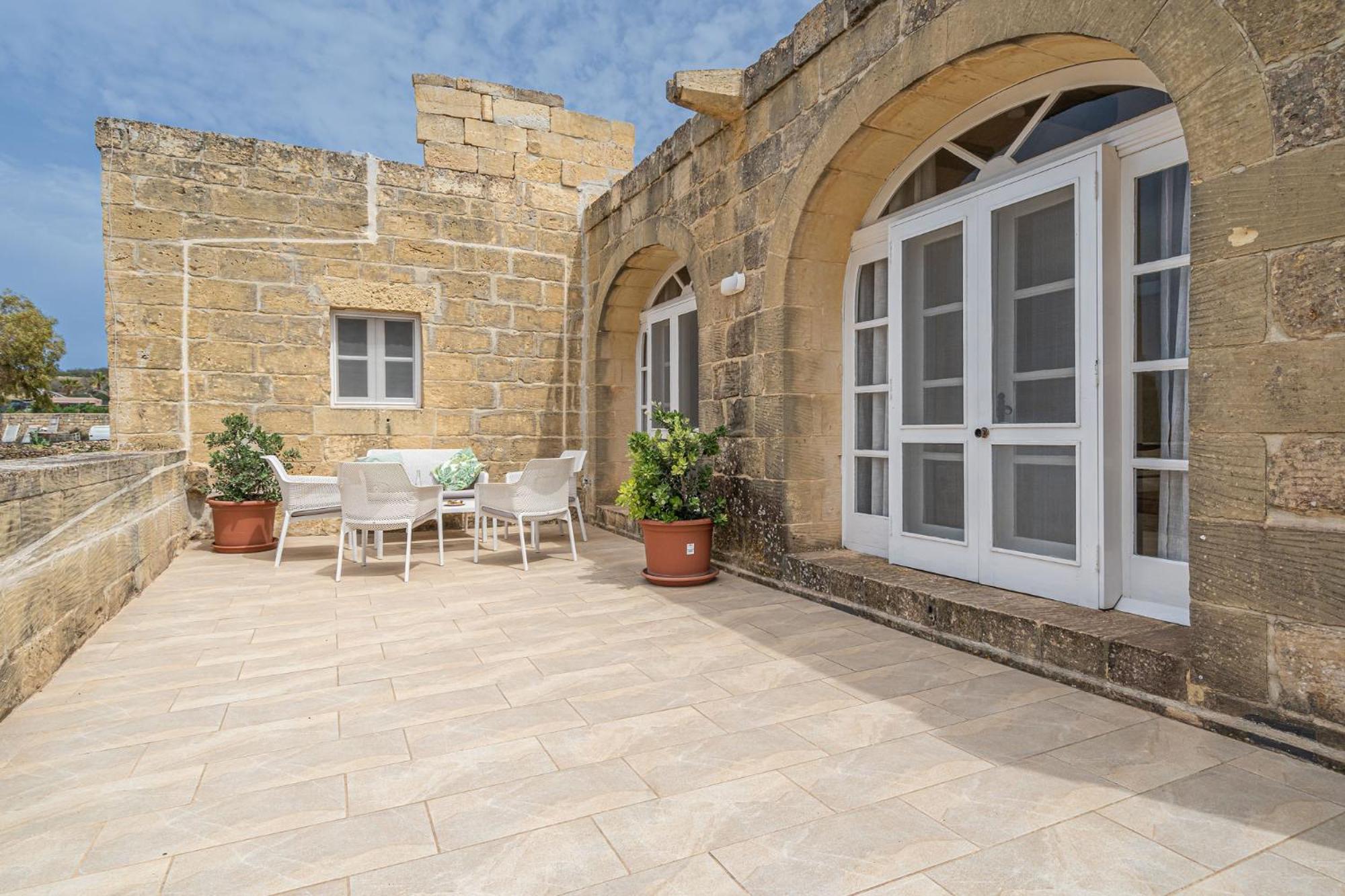 Sinjura Holiday Home Xagħra Buitenkant foto